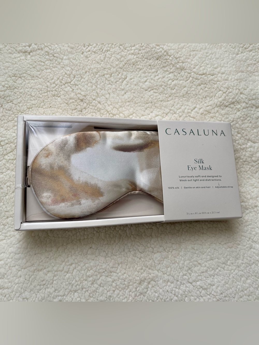 Casaluna Silk Eye Mask in Marble Cream and Tan